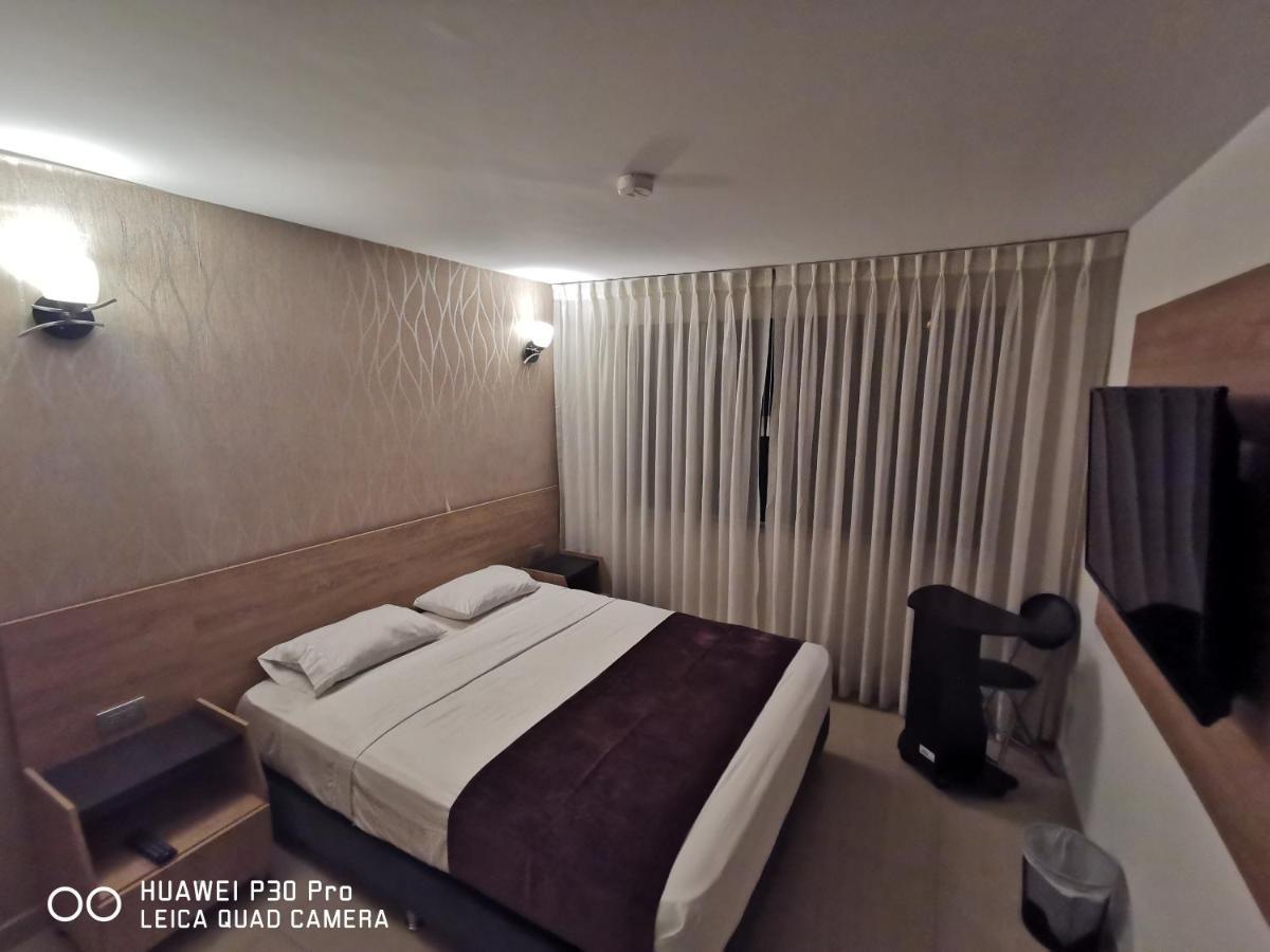 Hotel Lindsay Manizales Kültér fotó
